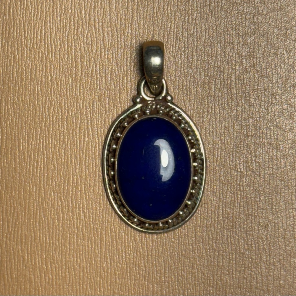 Elegant Blue Oval Lapis Stone Pendant 925 Sterling Silver